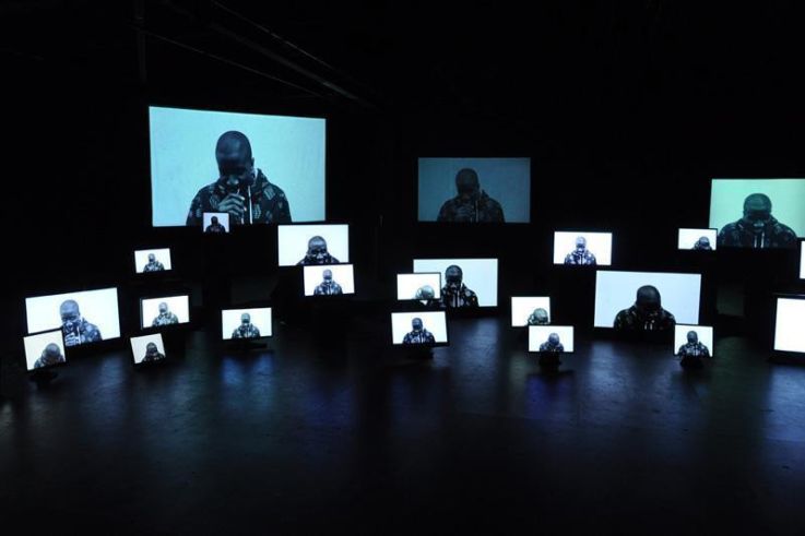 Terres arbitraires, une installation vidéo immersive de Nicolas Clauss