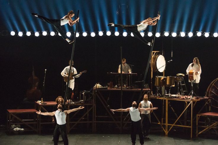 Tabarnak : le Cirque Alfonse débarque à Bobino