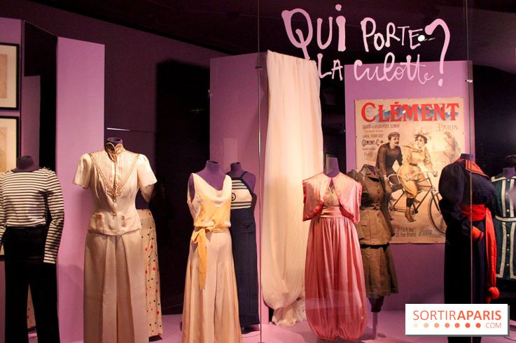 Tenue correcte exigée - pantalons féminins