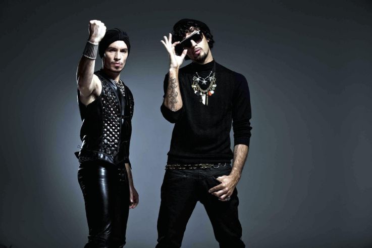 ILLYA KURYAKI AND THE VALDERRAMAS