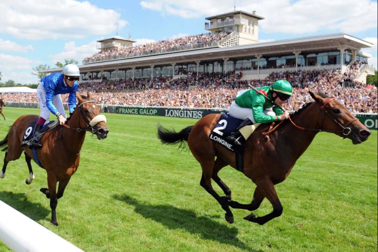 © scoopdyga – Valyra remporte la plus grande course de pouliches au monde devant 40 000 spectateurs