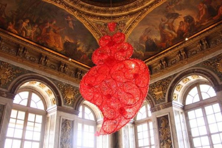 Coraçao Independente Vermelho, Joana Vasconcelos | photo © Sortiraparis.com