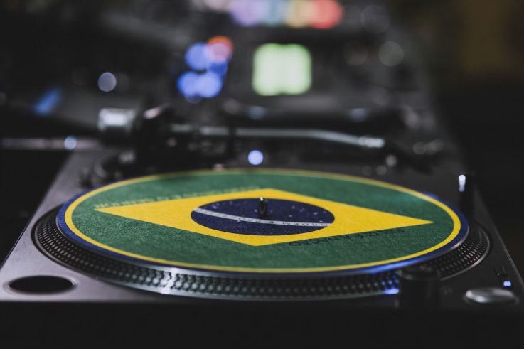 Bon Plan Réveillon du Nouvel An 2026 : Soirée brésilienne au Chinois à Montreuil (93)