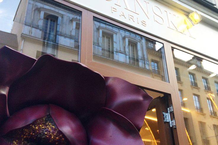 Visoanska ouvre sa première boutique à Paris