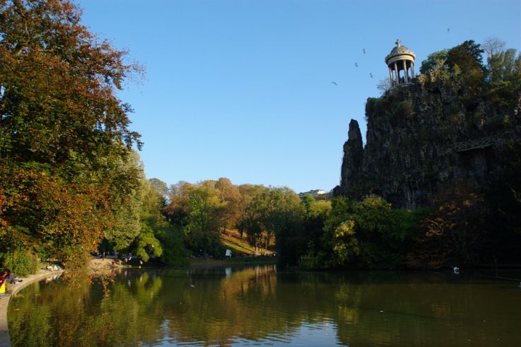 Le parc des Buttes-Chaumont à Paris