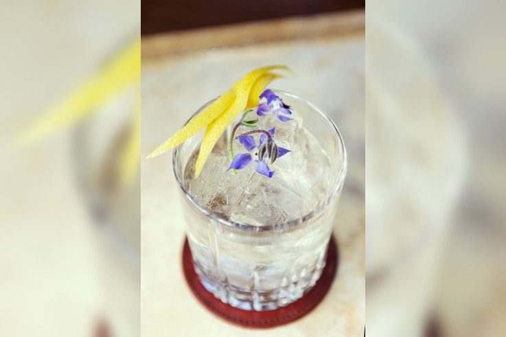 Deux recettes de cocktails par le chef barman Elie Favreau