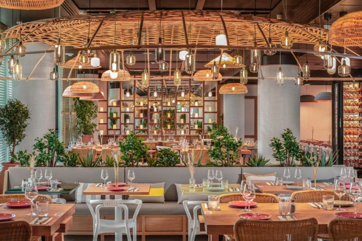 Couvre-feu : À Paris, un hôtel propose une formule diner et chambre à moins de 60€