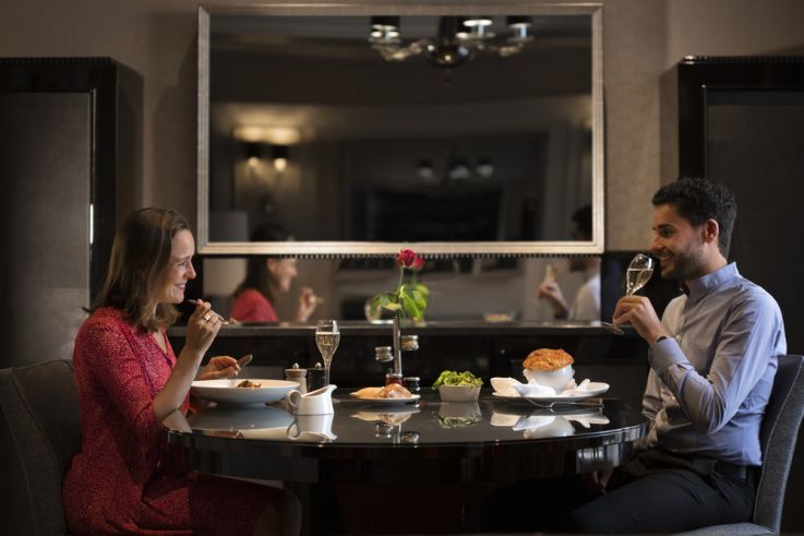 Saint-Valentin 2021 à Paris : un séjour romantique à l'hôtel du Prince de Galles