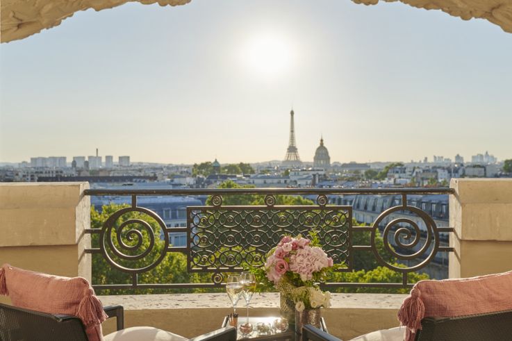 Saint-Valentin 2021 à Paris : un séjour bien-être romantique dans un célèbre palace parisien