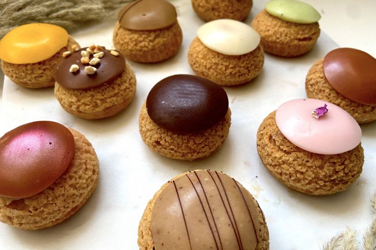 Popelini, la maison de pâtisserie dédiée au chou à la crème à Paris