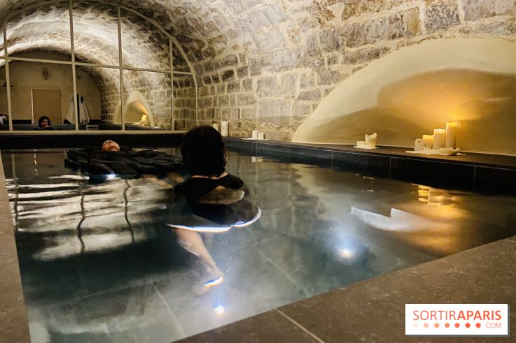 Insolite : ce spa aquatique propose des soins inédits en flottant sur l'eau