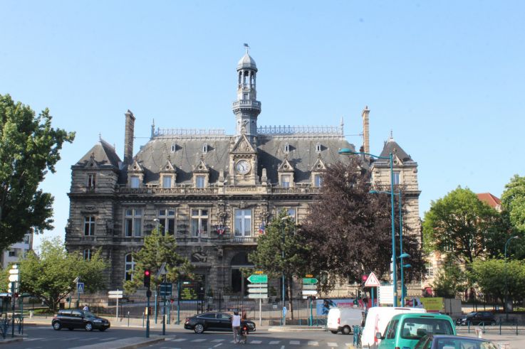 Crack à Paris : Visite surprise de Valérie Pécresse à Pantin