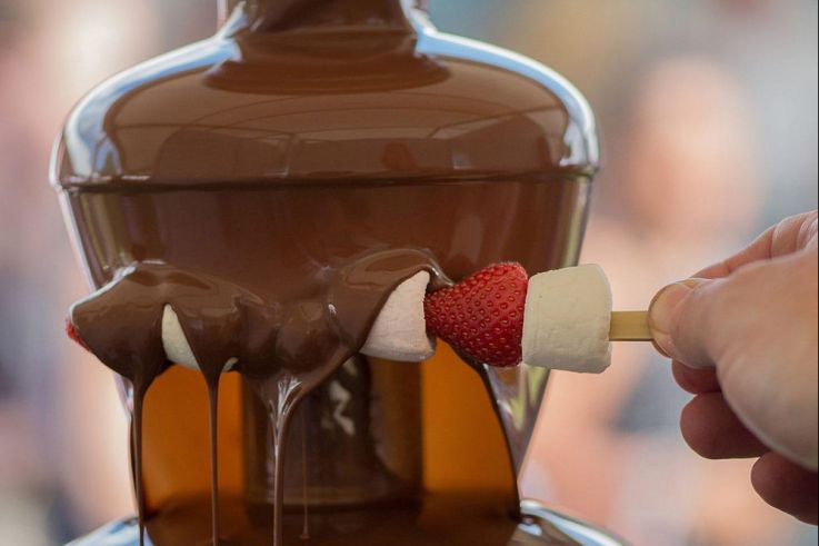 Le buffet des merveilles, le brunch-goûter des becs sucrés et salés au Sweet Bazaar à Paris