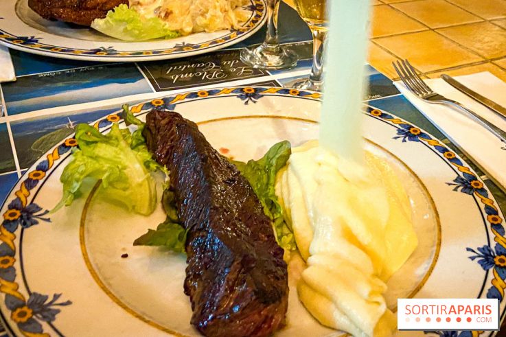 Restaurant Le Plomb du Cantal : l'institution auvergnate où aligot et truffade sont à l'honneur