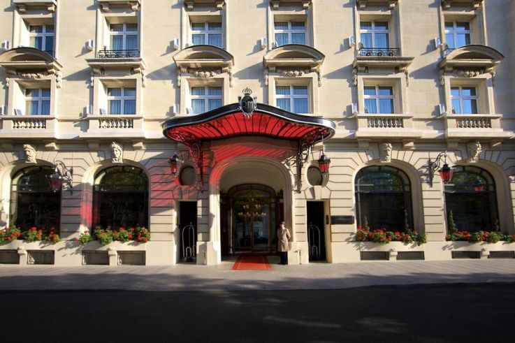 Le boot camp version palace du Royal Monceau 