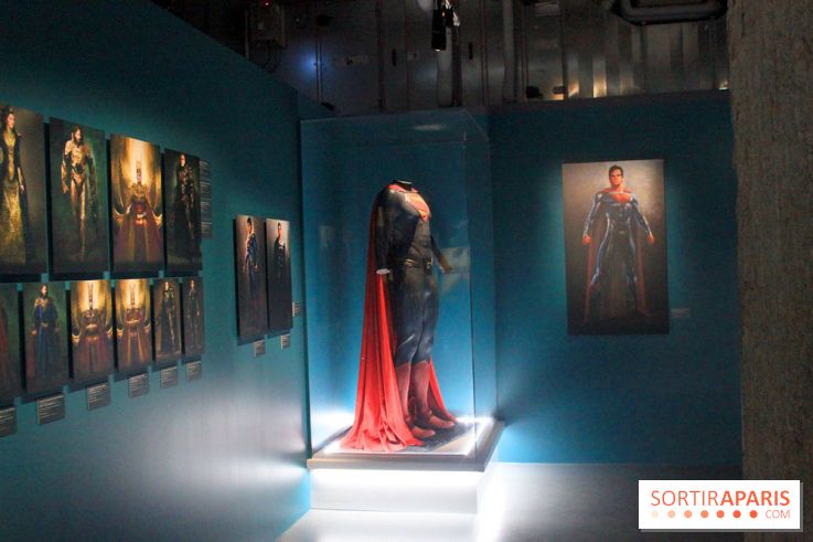 L’Art de DC Comics au Musée Art Ludique - costume de superman