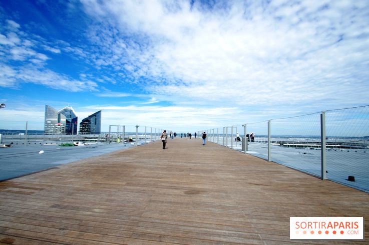 Réouverture du toit de la Grande Arche de La Défense