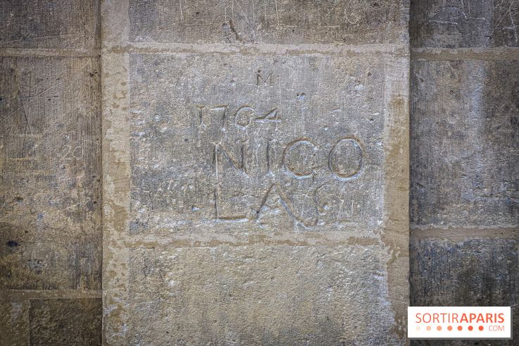 Le saviez-vous ? Ce graffiti de 1764 sur la place des Vosges est le plus vieux de Paris