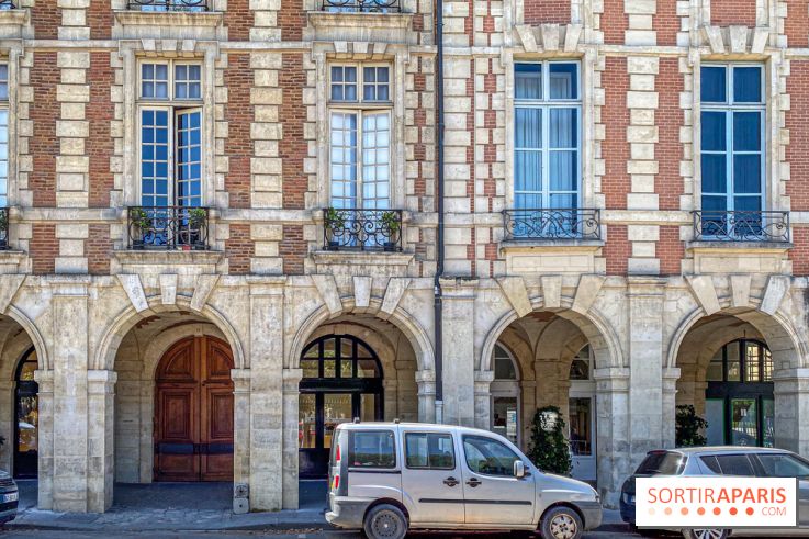 Le saviez-vous ? Ce graffiti de 1764 sur la place des Vosges est le plus vieux de Paris