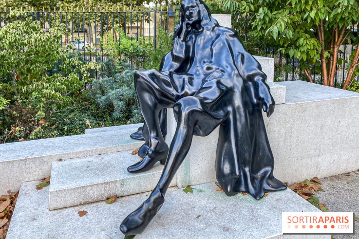 Le saviez-vous ? À Versailles, vous pouvez vous assoir sur les genoux de Molière