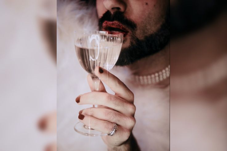 NEW YEAR’S DRAGFEST : la soirée du Nouvel An 100% drag au Speechless Bar