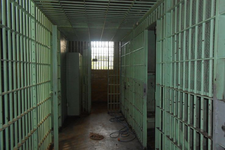 Coupable... ou presque ? Découvrez La Prison Bêta, l'escape game de The Exit à Poissy