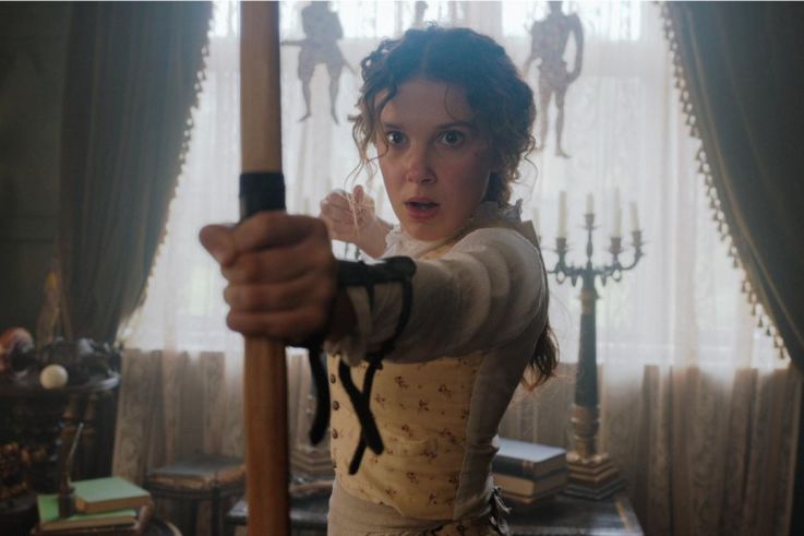 Enola Holmes, avec Millie Bobby Brown, sur Netflix : critique et bande-annonce