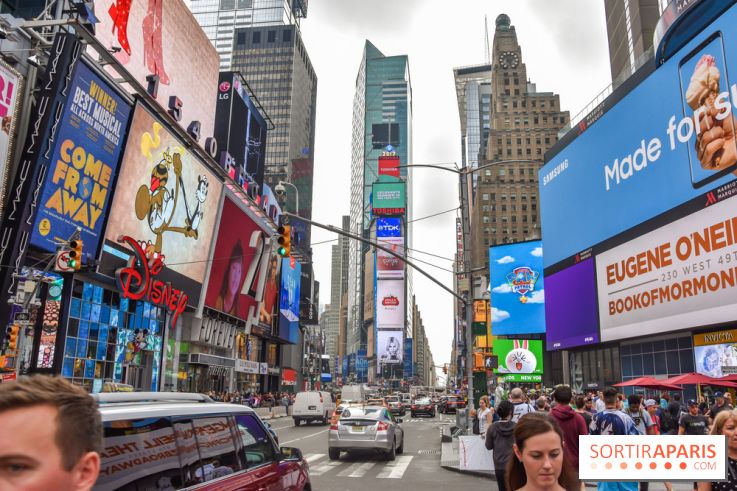 Covid : aux États-Unis, les personnes vaccinées peuvent désormais se voir sans porter de masque