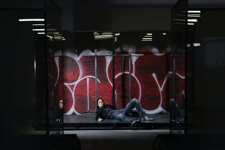 Natures Mortes, la Carte Blanche d'Anne Imhof au Palais de Tokyo