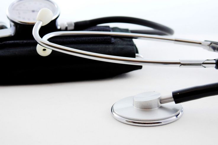 Covid : l'hôpital "ne supportera pas une quatrième vague" selon Jean-Michel Constantin