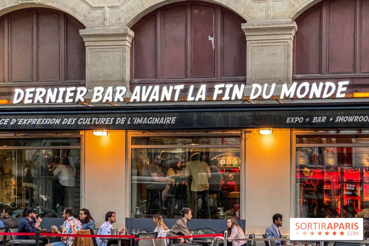 Le Dernier Bar Avant la Fin du Monde : immersion geek et pop culture au cœur de Paris