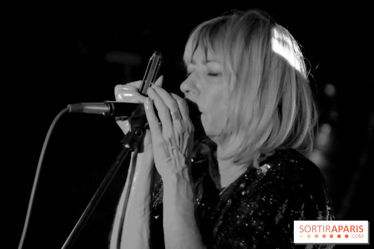 Kim Gordon en concert à Salò