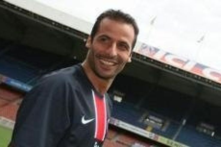 Giuly joueur du mois !