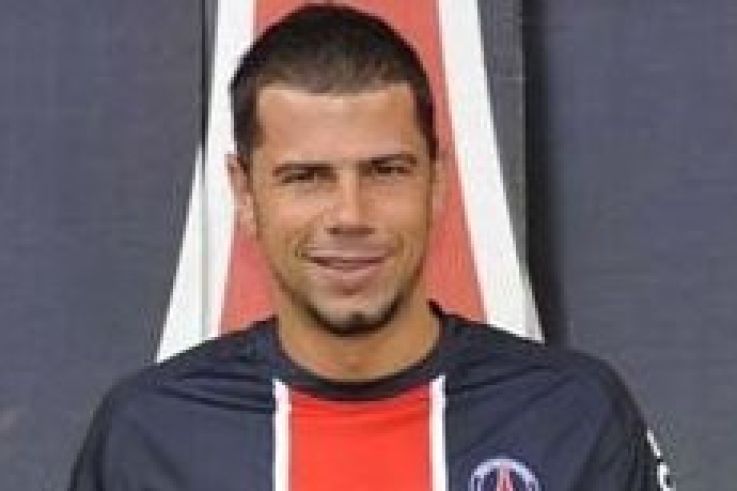 Kezman part se ressourcer en Serbie