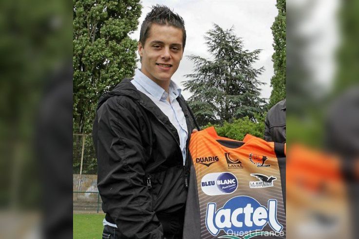 Un joueur de L2 supervisé
