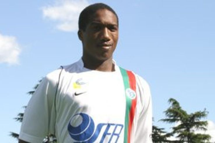 Une première recrue ?