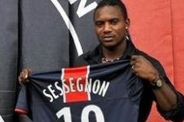 Sessegnon toujours suivi outre-Manche