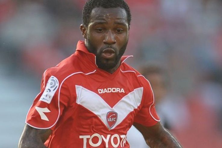 Visite médicale pour Tiéné