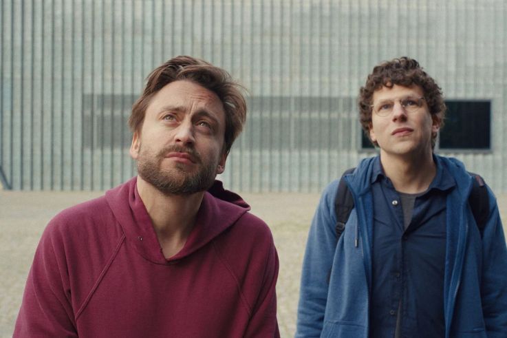 A Real Pain – Jesse Eisenberg et Kieran Culkin explorent les tensions familiales : bande-annonce