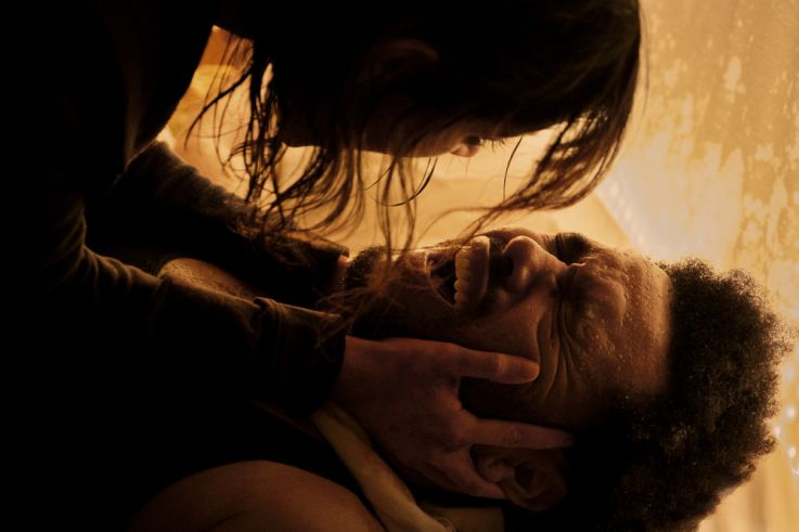 Hurry Up Tomorrow, le thriller psychologique avec The Weeknd et Jenna Ortega