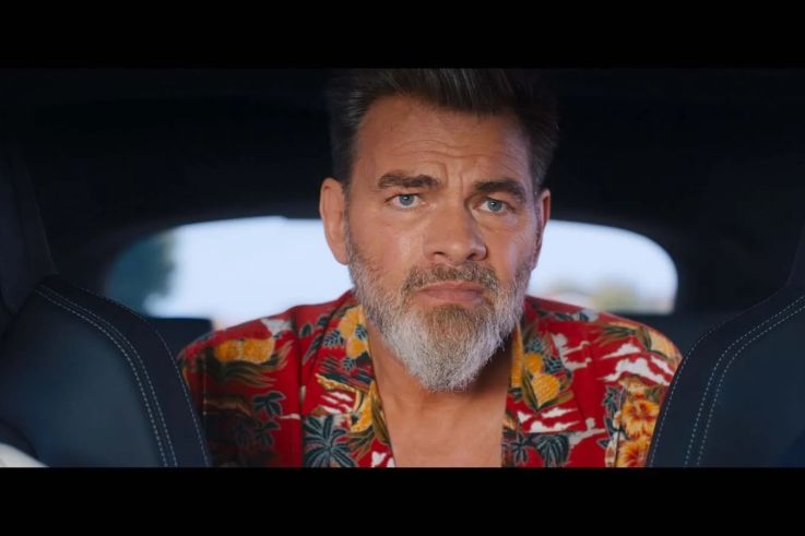 Vacances forcées : Clovis Cornillac dans une comédie de cohabitation inattendue