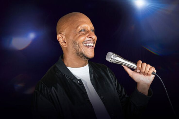 Tareek présente son nouveau one-man-show au Théâtre de l'Archipel