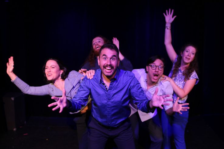 Confidences : comédie improvisée à La Boussole