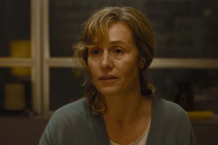 Louise : Cécile de France