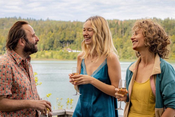 La Poupée: Cécile de France, Vincent Macaigne, Zoé Marchal