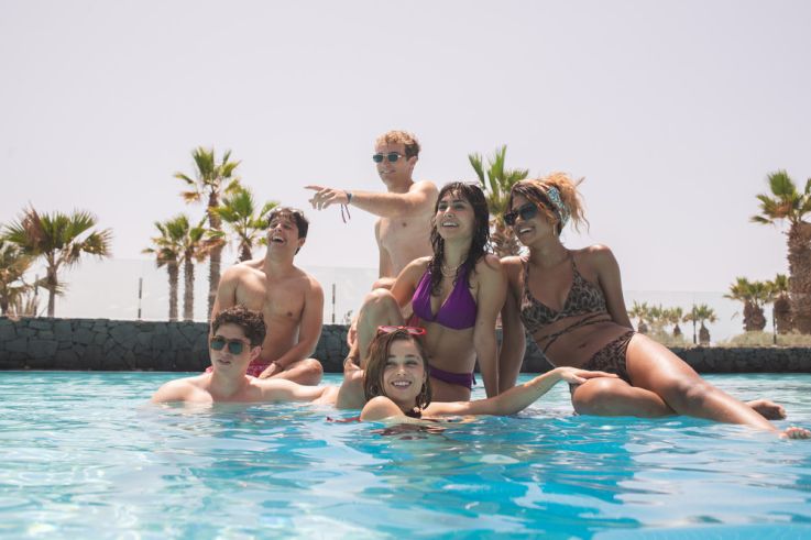 Oasis sur Netflix : un thriller espagnol dans un resort de luxe
