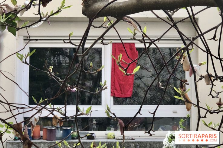 Solidarité : Un chiffon rouge pour alerter les voisins et rompre l’isolement du coronavirus