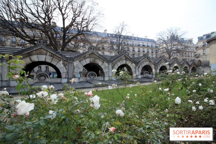 Un monde de plis à la chapelle Expiatoire