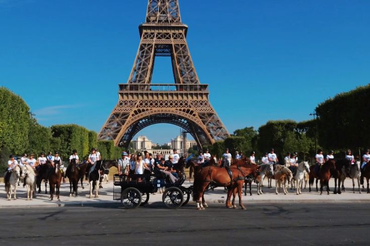 La Route Eiffel, une randonnée équestre  Paris 