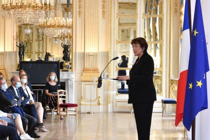 Culture : des mesures contre le sexisme et le harcèlement bientôt annoncées par Roselyne Bachelot